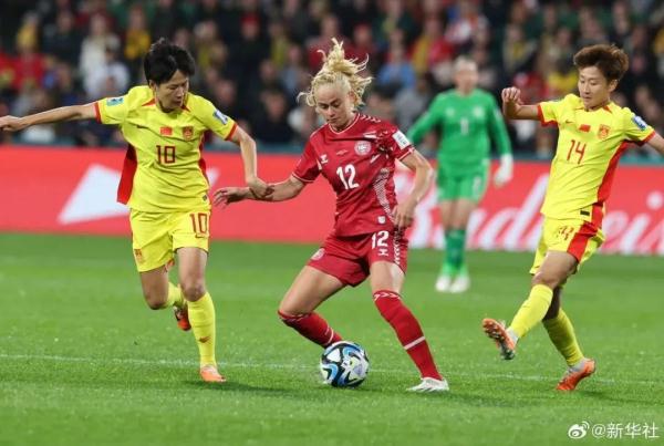中国女足0-1遭丹麦绝杀！水庆霞：下半场因体力原因，瞬间思想集中出现问题