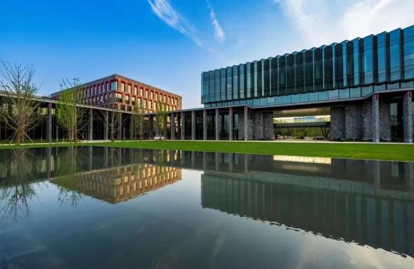 首批500名本科生入驻！南京大学苏州校区正式启用