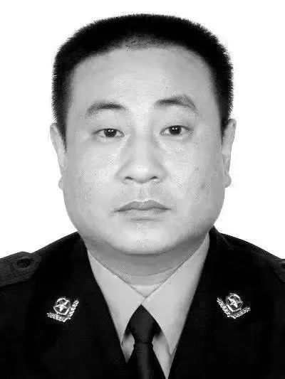 痛心！警界“李云龙”走了，年仅53岁