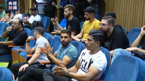 伊朗代表团举行出征仪式 运动员：期待参加成都大运会