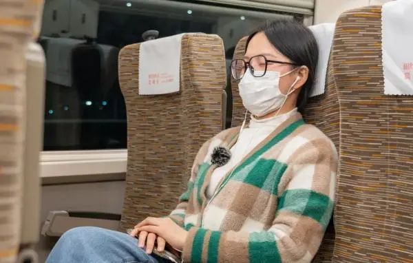 出于好奇坐高铁选了这个，结果跟想的不太一样？