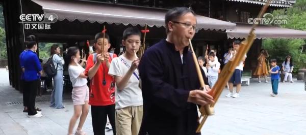 暑期研学游、民俗游升温 各地博物馆成打卡“网红”地