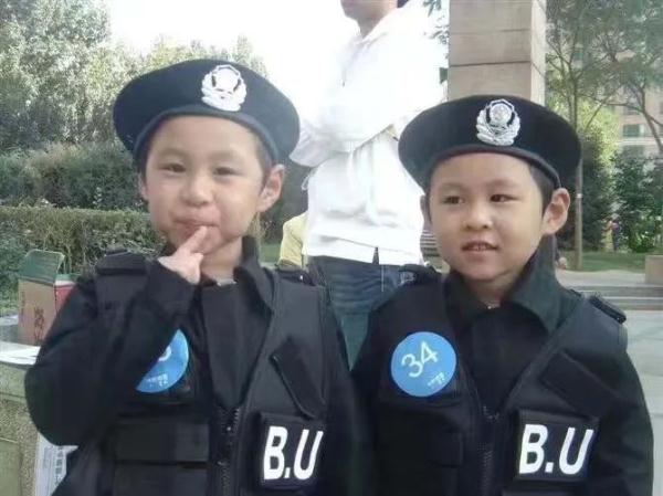 神同步！双胞胎被西安交大录取，又是同班同学