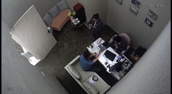 343万的裸钻被调包,男子如何偷天换日?上海警方快速破获钻石盗窃案 343万的裸钻被调包,男子如何偷天换日?上海警方快速破获钻石盗窃案