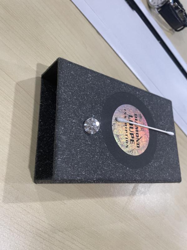 343万的裸钻被调包,男子如何偷天换日?上海警方快速破获钻石盗窃案 343万的裸钻被调包,男子如何偷天换日?上海警方快速破获钻石盗窃案