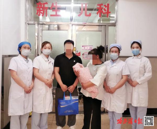 生死竞速！新生儿突发呼吸骤停，专家不足两分钟抢回一命