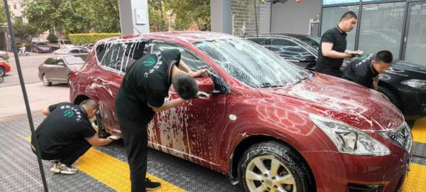 让“喜憨儿”们融入社会有尊严地生活