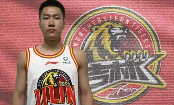辽宁前锋吴昌泽加盟吉林男篮 辽宁前锋吴昌泽加盟吉林男篮