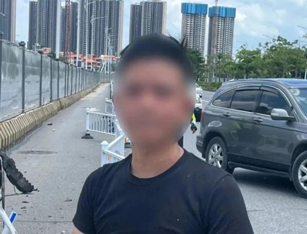 真“要命”！男子边开车边和老婆打电话吵架，车子瞬间报废