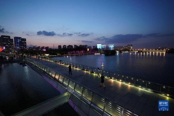 汾河夜色美
