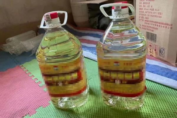 半价就能买到“飞天茅台”？团伙两个月兜售1100余箱假茅台获刑