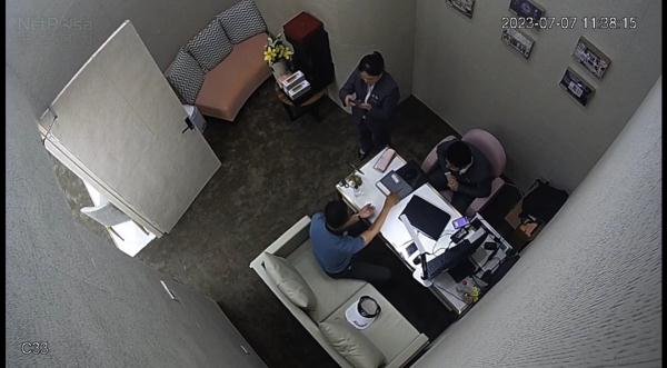 343万裸钻变百元锆石，38万劳力士快递剩空盒？网友：匪夷所思！