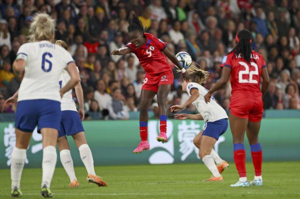 追光 | 明天，中国女足迎来世界杯关键战