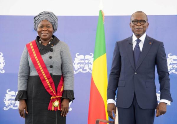 尼日尔政变军人解职总统 贝宁总统将斡旋 尼日尔政变军人解职总统 贝宁总统将斡旋