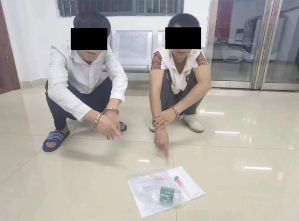 三亚海岸警察成功破获一起贩卖毒品案件,抓获2人! 三亚海岸警察成功破获一起贩卖毒品案件,抓获2人!