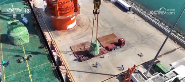 我国自主研发的商用核电小堆“玲龙一号”核心模块安全运抵 我国自主研发的商用核电小堆“玲龙一号”核心模块安全运抵