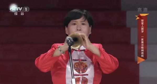 百万网友“追更”！女艺人表演惊艳众人