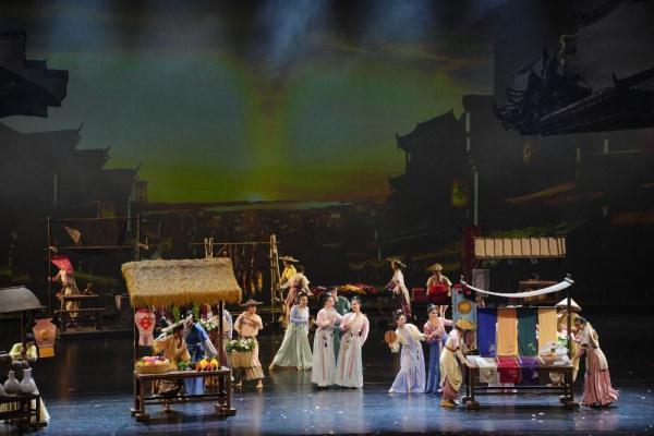 地方史诗剧《天宠湖南》在长沙首演 地方史诗剧《天宠湖南》在长沙首演