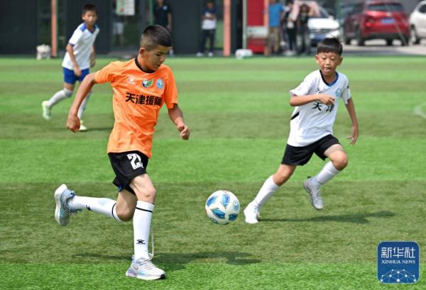 足球“小巴郎”进津交流 足球“小巴郎”进津交流