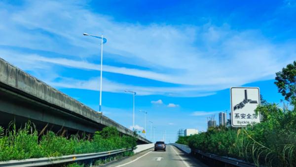 台风“杜苏芮”拐了个直角，广东两地宣布“五停”