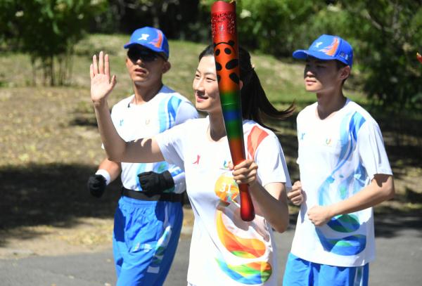 体育之火 青春之火 梦想之火——成都大运会火炬传递综述