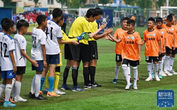 足球“小巴郎”进津交流 足球“小巴郎”进津交流