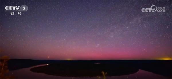 追极光、赏瀑布、夜访植物园 暑期旅游热度持续“升温” 追极光、赏瀑布、夜访植物园 暑期旅游热度持续“升温”