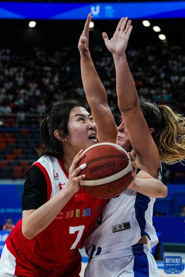 成都大运会 | 篮球：中国女队取得“开门红”