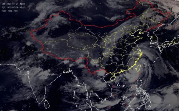 上午登陆，本体风雨已上岸！“杜苏芮”核心区狂风暴雨，上海局部将现大到暴雨