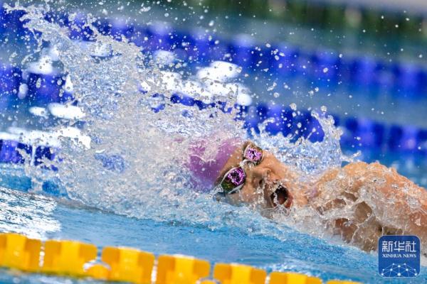 游泳世锦赛｜女子4x200米自由泳接力：澳大利亚队破世界纪录夺冠 中国队获季军