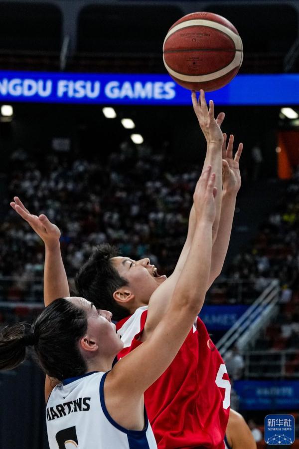 成都大运会 | 篮球：中国女队取得“开门红”