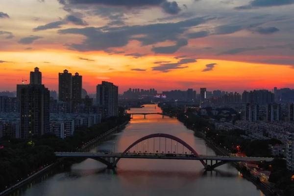 假的!假的!广东天气发声 假的!假的!广东天气发声