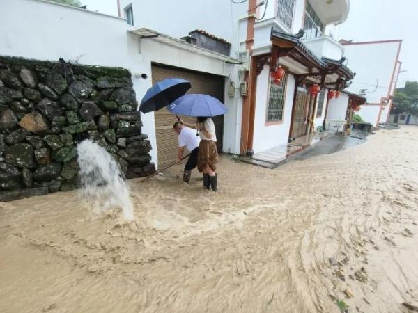 持续逼近!“杜苏芮”预计10时前后登陆 又一个台风生成 持续逼近!“杜苏芮”预计10时前后登陆 又一个台风生成