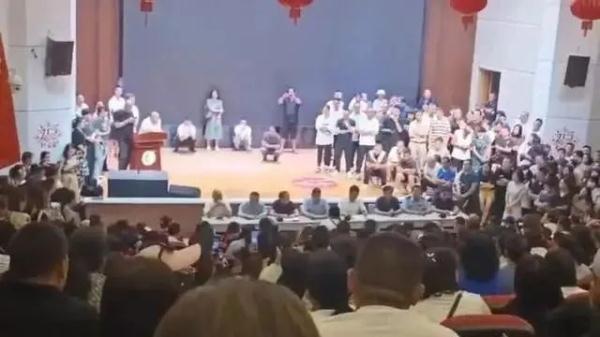 退费！校长、副校长调离！教务主任辞退！