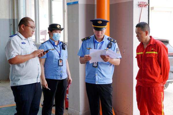 河北涿州与北京房山开展环保联合执法