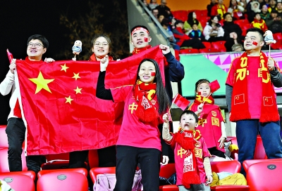 王霜进球!中国女足逆风首胜