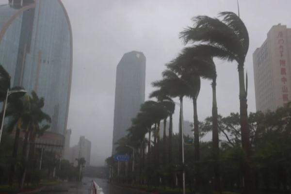 “杜苏芮”北上，十余省暴雨