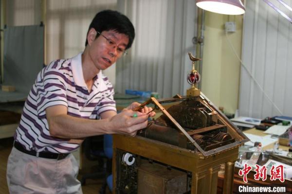 故宫博物院古钟表修复师王津：传承，在日新月异的时代里细水长流