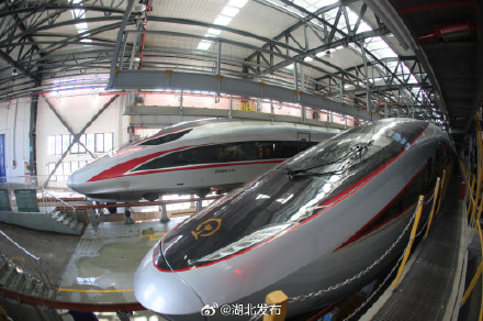 时速350公里!这组复兴号8月上线 时速350公里!这组复兴号8月上线