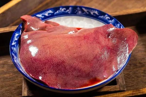 铁含量是猪肉的14倍！每周吃一点，补血、明目、养气血！但吃法有讲究