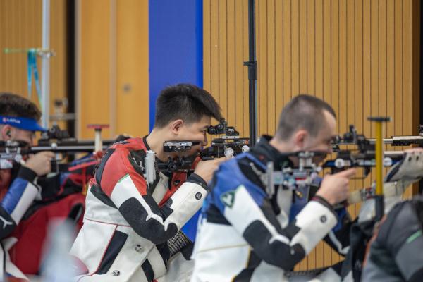 成都大运会 | 射击:中国队获得男子50米步枪三姿团体赛冠军 成都大运会 | 射击:中国队获得男子50米步枪三姿团体赛冠军