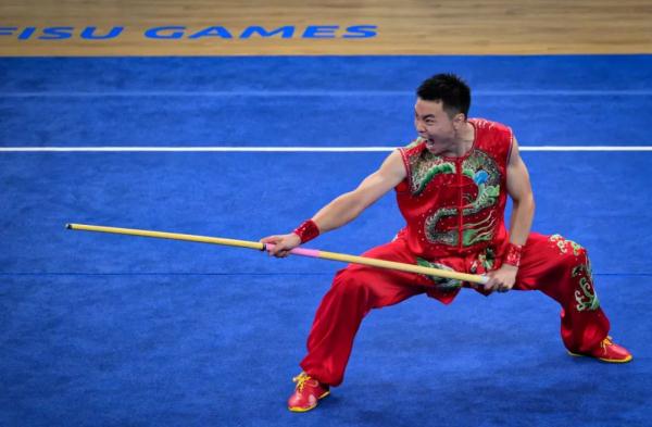 曹茂园再夺金牌！