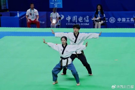 第13金！跆拳道混合双人品势中国队夺金