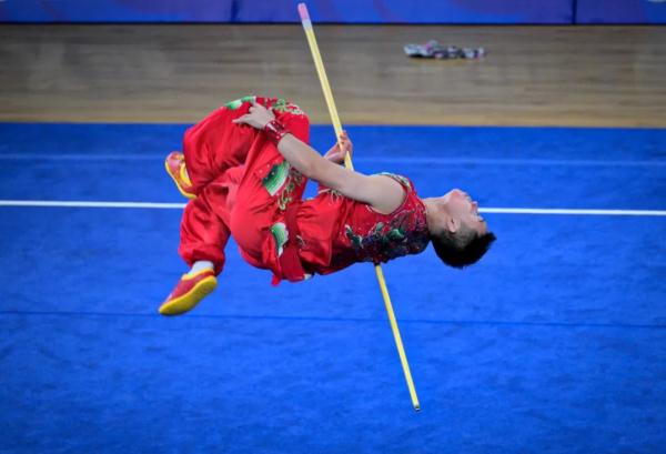 曹茂园再夺金牌！