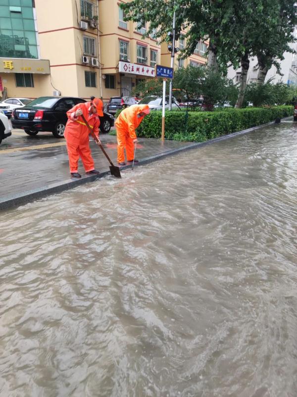 强降雨持续！石家庄等8地启动 Ⅰ 级应急响应！公交、列车运行最新消息……