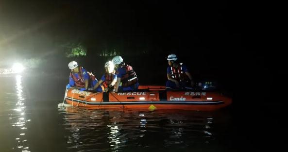 痛心！3名学生溺亡，暑期游泳、玩水需警惕