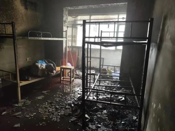 一个常见的习惯,把家烧得面目全非 一个常见的习惯,把家烧得面目全非