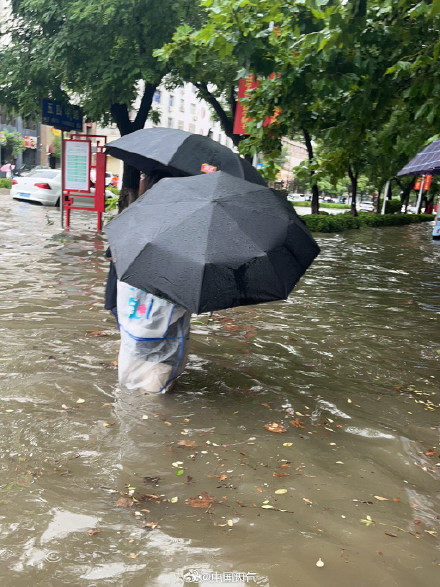 保定强降雨还在持续 局地降雨量已破极值