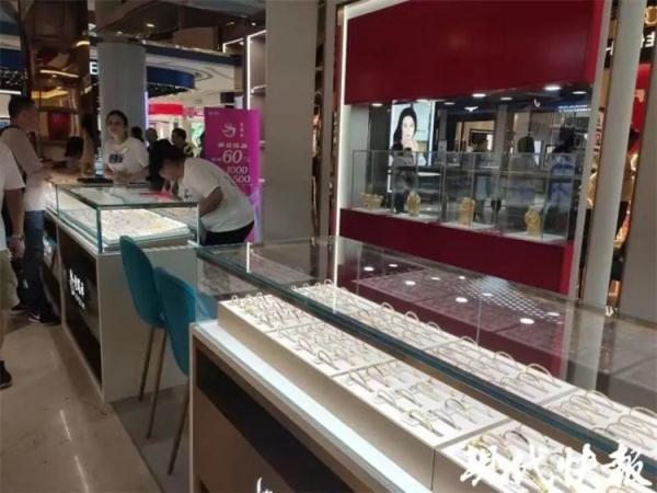 价格大“跳水”，不少人家里都有！网友：太扎心，买了是真后悔