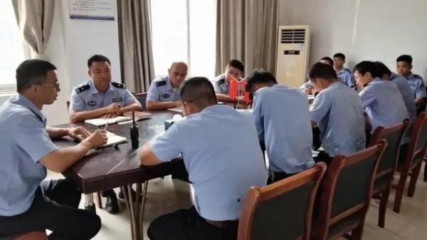 持续严查,奋力攻坚,交通安全整治“百日攻坚”行动如火如荼! 持续严查,奋力攻坚,交通安全整治“百日攻坚”行动如火如荼!